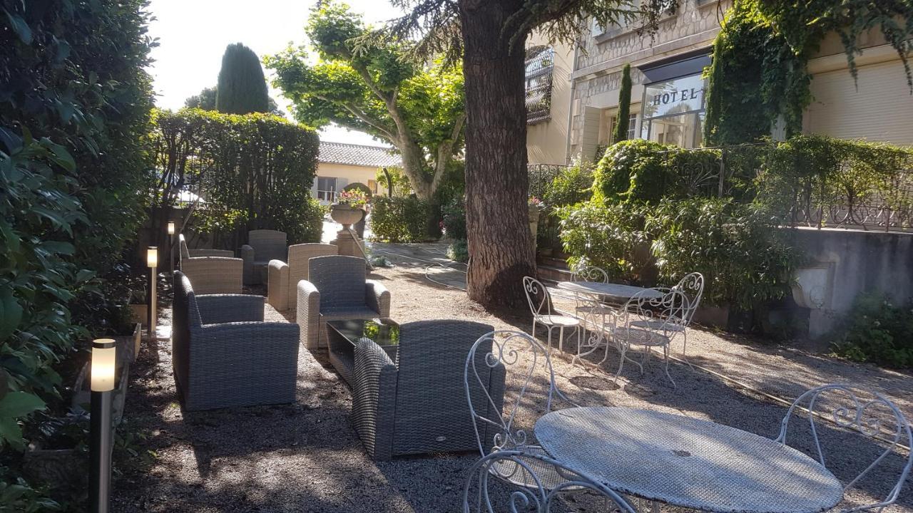 Готель Le Castelet Des Alpilles Сен-Ремі-де-Прованс Екстер'єр фото