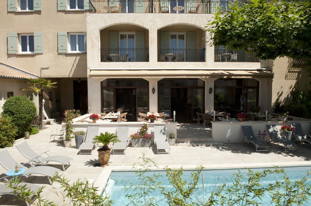 Готель Le Castelet Des Alpilles Сен-Ремі-де-Прованс Екстер'єр фото